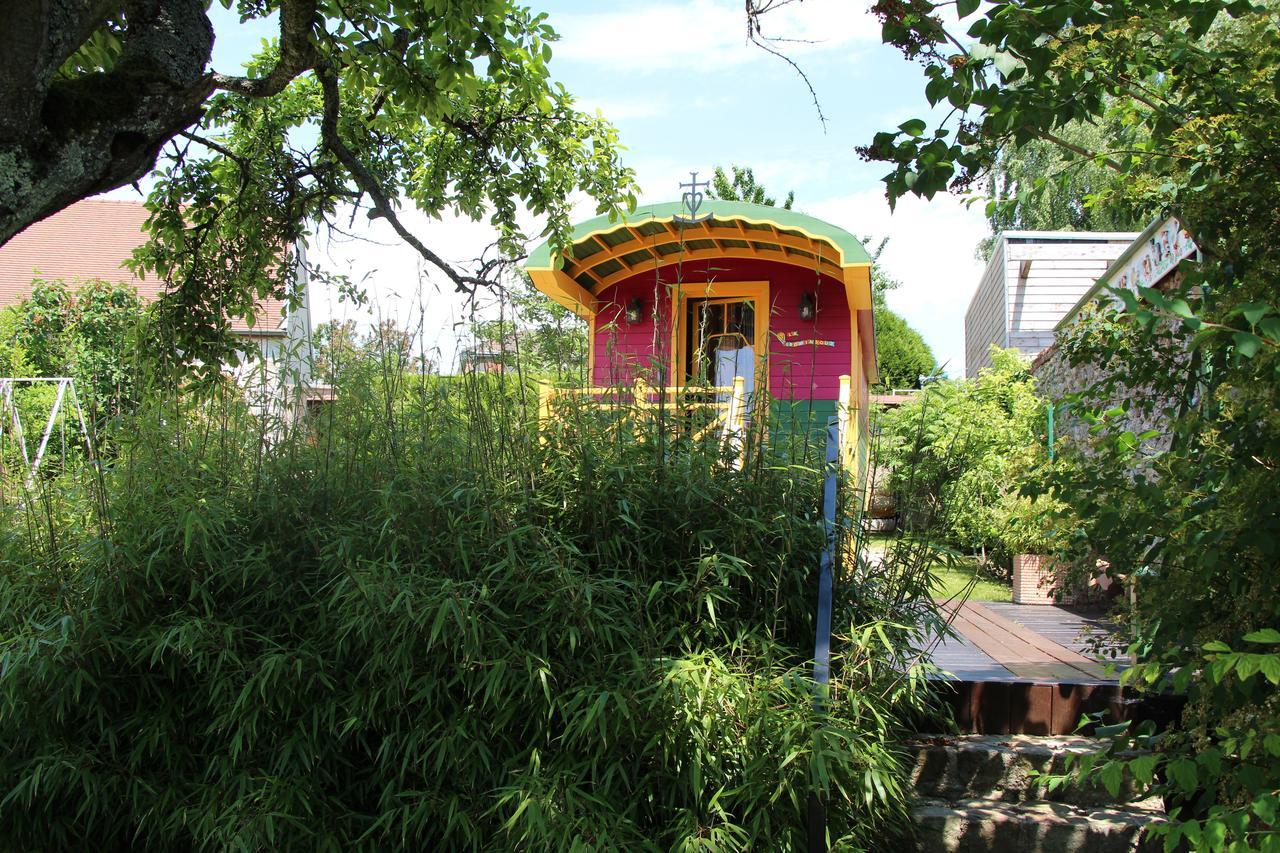 Roulotte La Dominique Bed & Breakfast Romery  Екстериор снимка