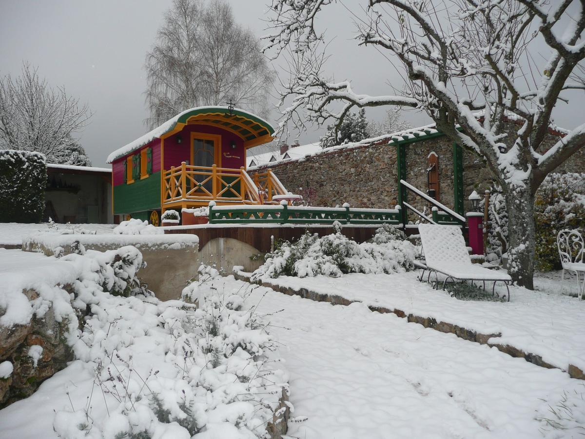 Roulotte La Dominique Bed & Breakfast Romery  Екстериор снимка