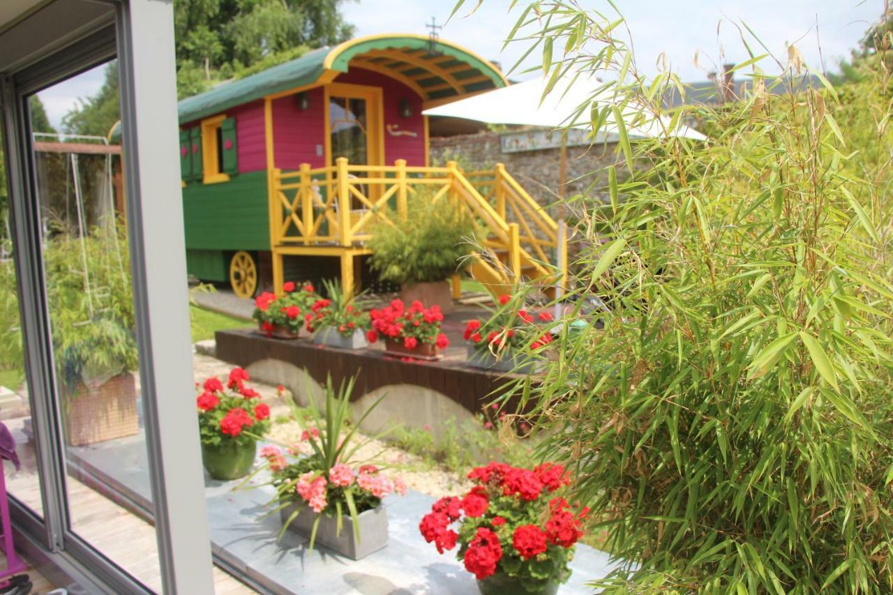 Roulotte La Dominique Bed & Breakfast Romery  Екстериор снимка