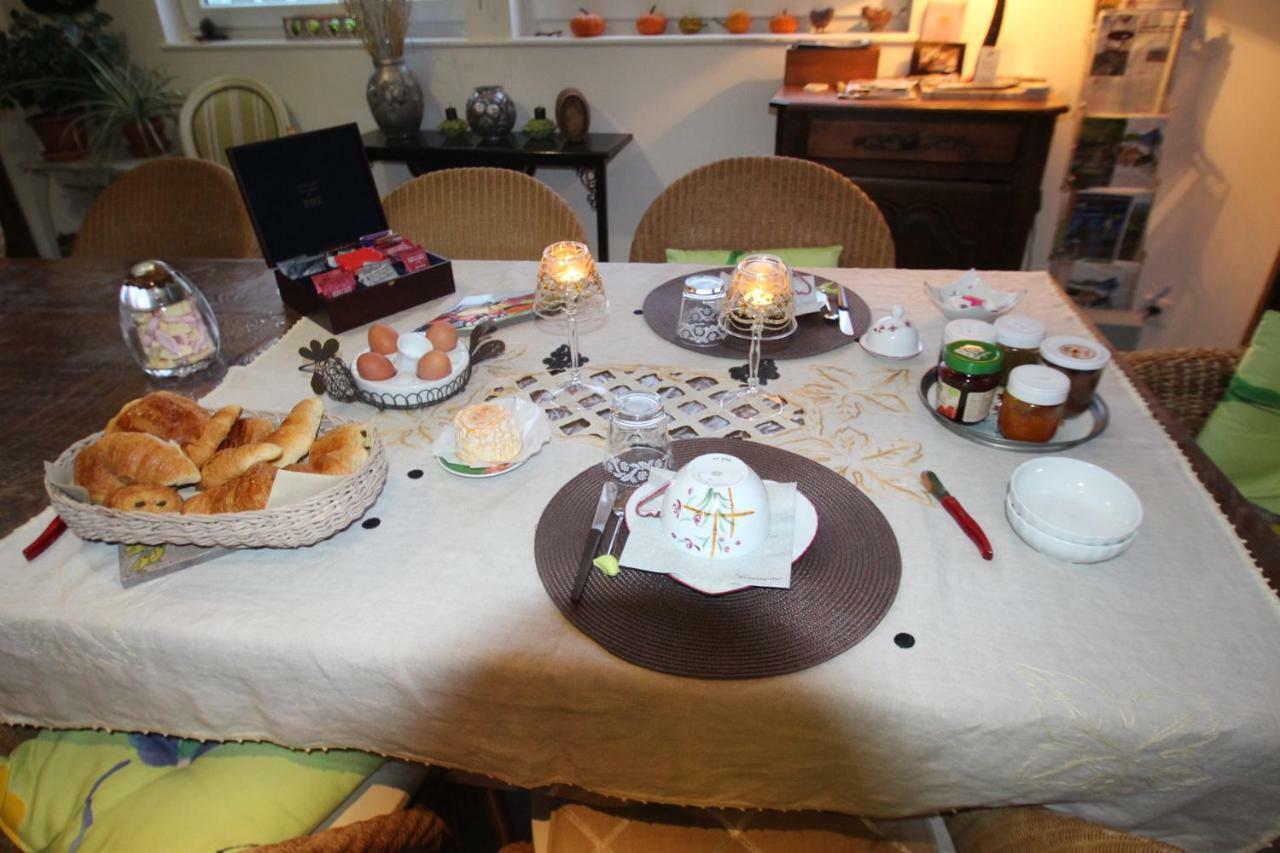 Roulotte La Dominique Bed & Breakfast Romery  Екстериор снимка